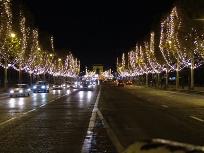 Champs Elysees before Christmas